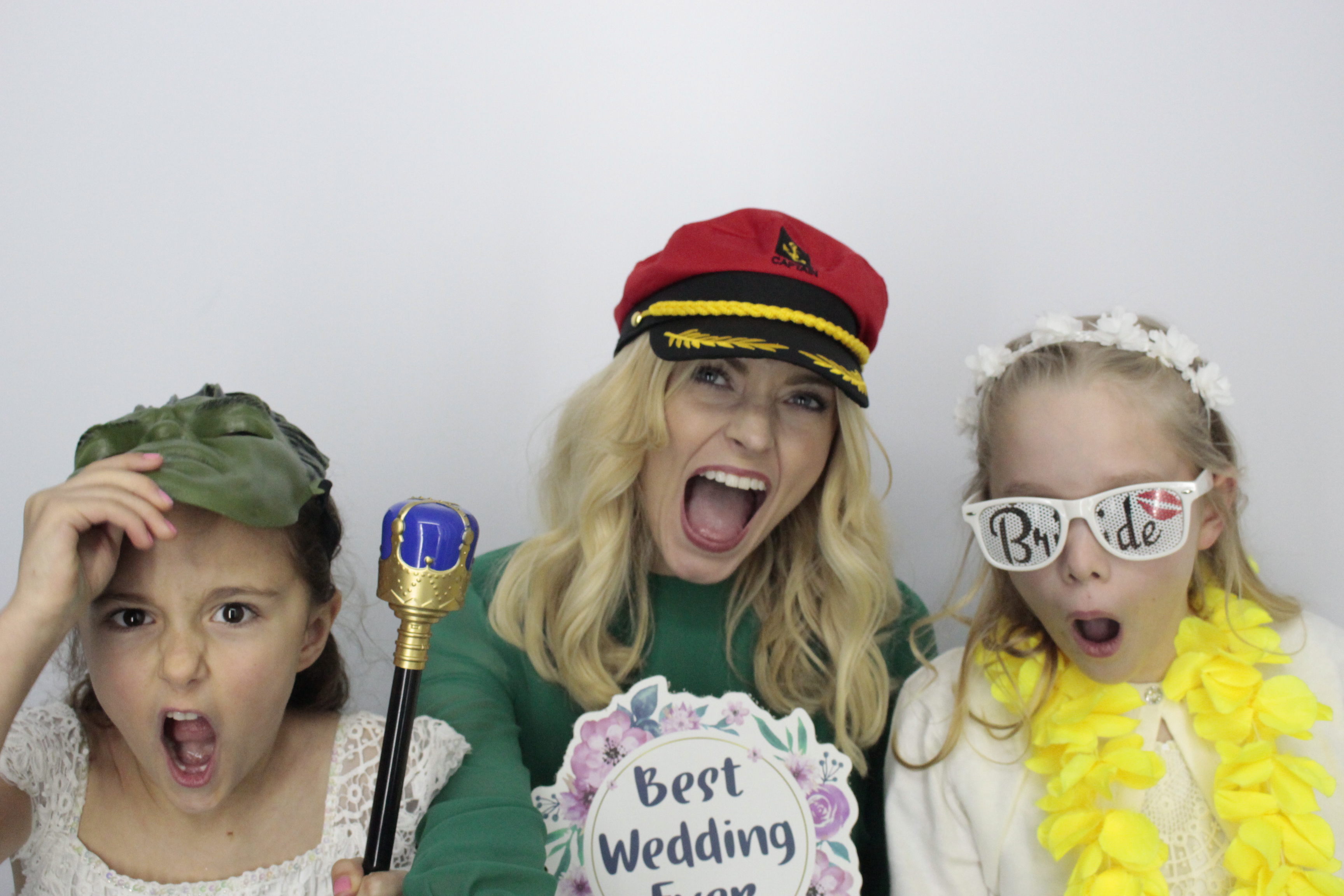 Ben & Abby’s Wedding  | View more photos from the event at gallery.myphotoboothexperience.co.uk/u/MyPhotoBoothExperienceLtd/Ben-Abby’s-Wedding